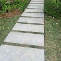 苏州 芝麻黑小区踏步、汀步石铺装效果