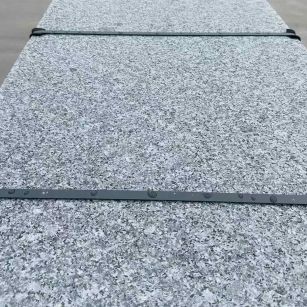 苏州 芝麻黑火烧面毛板，条板，半成品