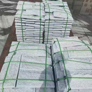 苏州 芝麻白蘑菇石装车出货