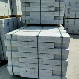 苏州 芙蓉白花岗岩路沿石、平石尺寸标准，色泽均匀