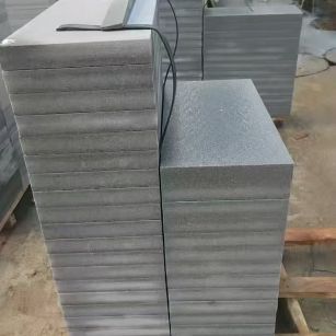 苏州 芝麻灰火烧面300*600*50地铺石材