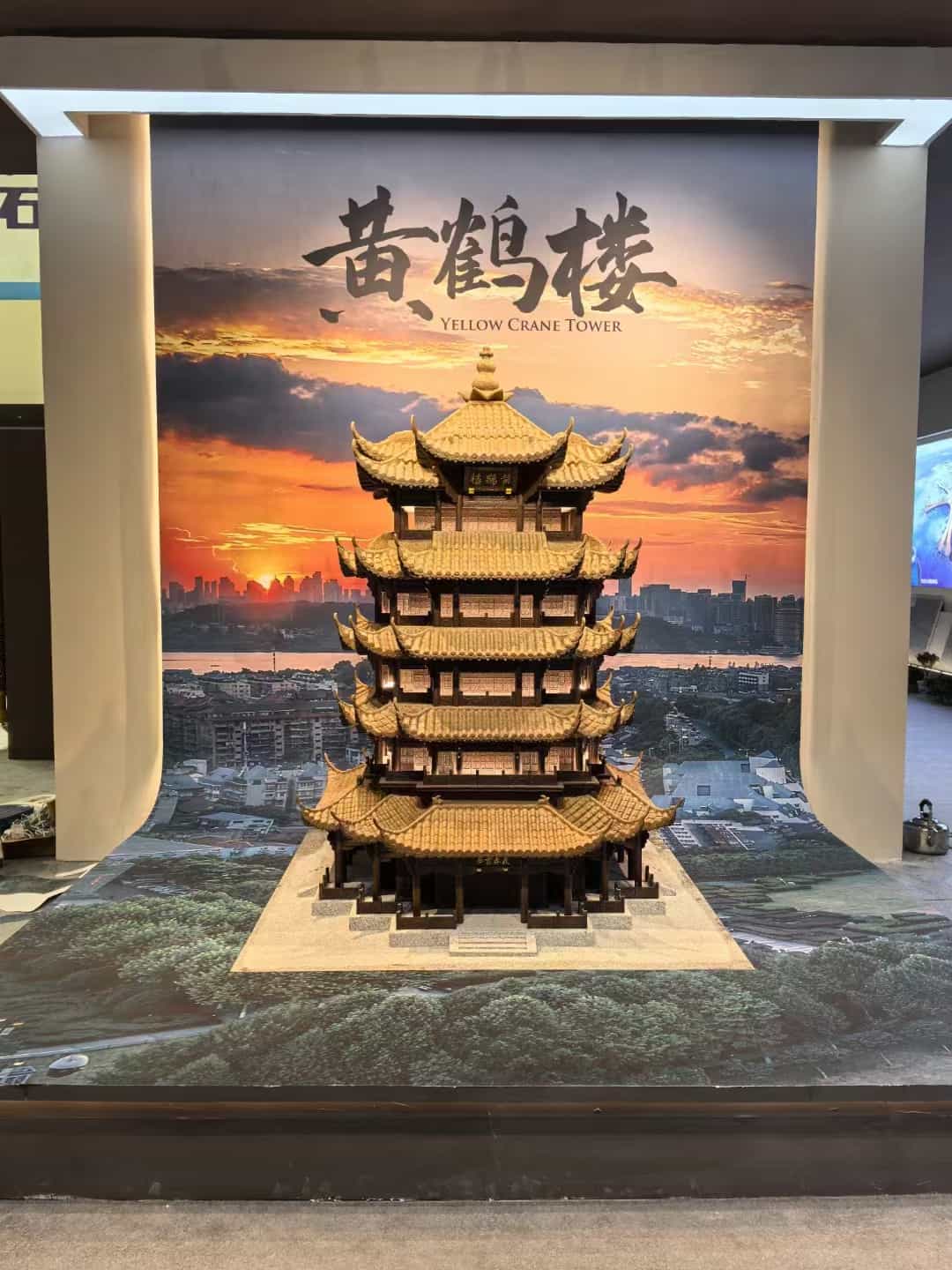 苏州仿古石文创作品-黄鹤楼