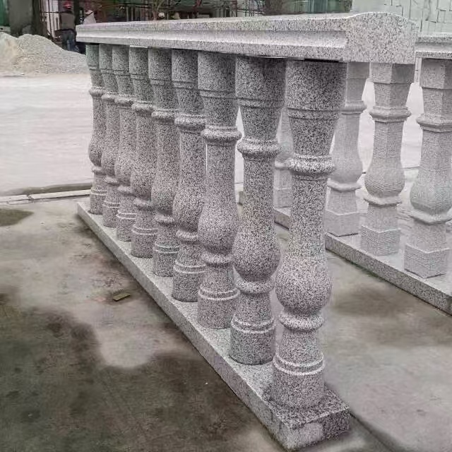 苏州 芝麻白圆形光面花瓶柱，栏杆